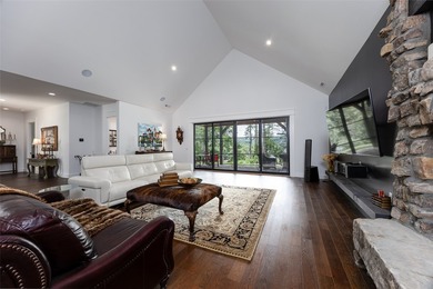 Exclusive, rare design 3BR/2.5BA custom home estate on .98 acre - photo 12