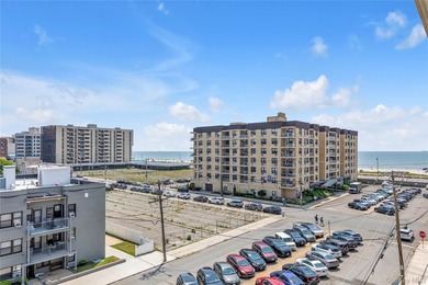 Sun-drenched coastal luxury awaits at Ocean Terrace! This rare - photo 12