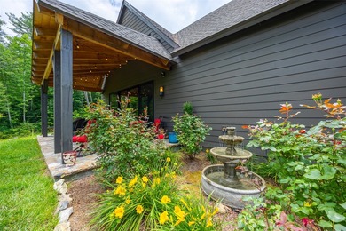 Exclusive, rare design 3BR/2.5BA custom home estate on .98 acre - photo 25