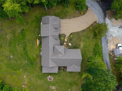 Exclusive, rare design 3BR/2.5BA custom home estate on .98 acre - photo 33