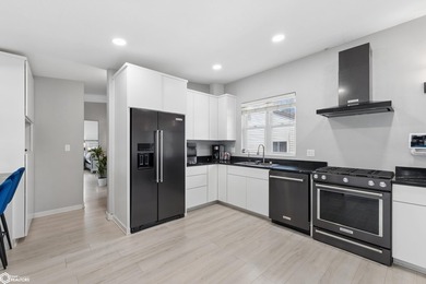 Modern living, completely reimagined. This fully updated home - photo 8