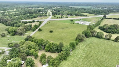Positioned at the corner of 68/80 and South Rd. in Cadiz, KY - photo 6