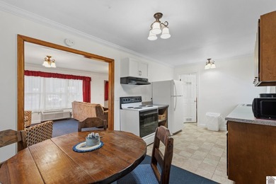 Located in the heart of Grand Rivers, this 3-bedroom, 1 - photo 8