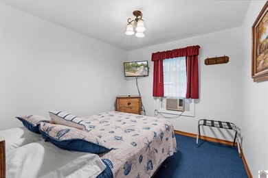 Located in the heart of Grand Rivers, this 3-bedroom, 1 - photo 9