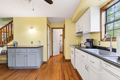 Calling all Dale Hollow Lake lovers! This charming and spacious - photo 15