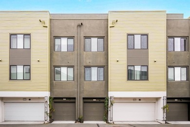 Built in 2021, this sophisticated townhouse-style condominium - photo 27