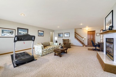 Welcome to the epitome of lakeside living on the shores of - photo 28