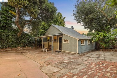 Two structures, one extraordinary lot: Victorian compound with - photo 4