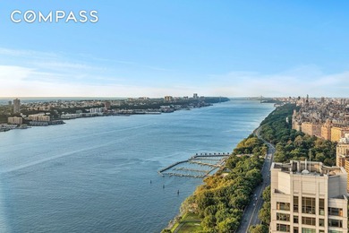 *Exclusive Skytop Sanctuary: A Luxurious Penthouse Retreat with - photo 7