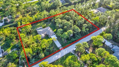 (private lake, pond, coastal) Home For Sale in The Acreage Florida