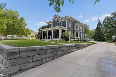 Step into timeless elegance with this beautifully restored 1890 - photo 3