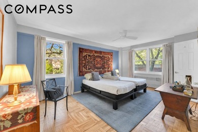 Serene and Spacious Three Bedroom Oasis! Walk to Wave Hill! A - photo 9