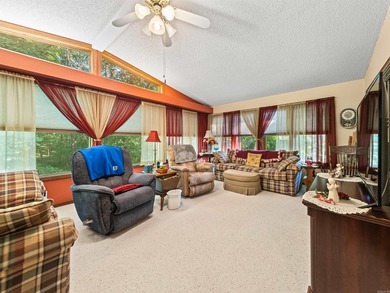 You will love this CHARMING updated 3 bed 2 bath home in - photo 18