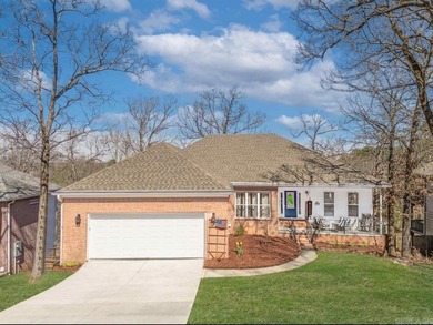 Arkansas River Home For Sale in Maumelle Arkansas