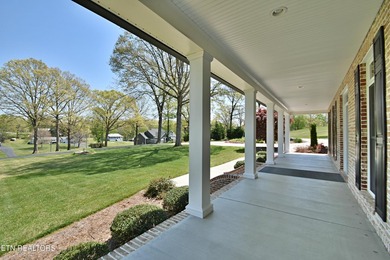 Tucked away in the heart of the countryside, this immaculately - photo 5