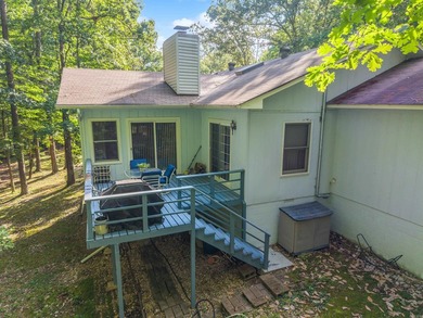 You will love this CHARMING updated 3 bed 2 bath home in - photo 33