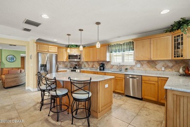 Rare 100' Wide Oceanfront Compound in Daytona Beach Shores! - photo 38