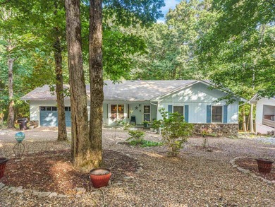 You will love this CHARMING updated 3 bed 2 bath home in - photo 39