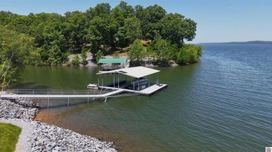 A premier, fully engineered 3-acre point estate lot - photo 3