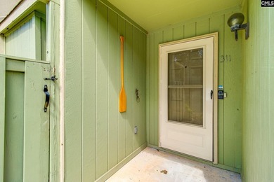 Low-maintenance living near Lake Murray is right here in the - photo 3