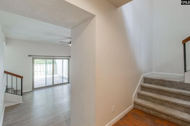 Low-maintenance living near Lake Murray is right here in the - photo 4