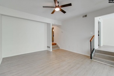 Low-maintenance living near Lake Murray is right here in the - photo 8