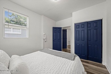 Welcome home to this beautifully updated 4-bedroom, 2-bath ranch - photo 22