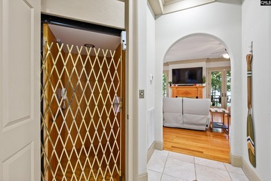 Welcome to this stunning luxury residence in the gated community - photo 7