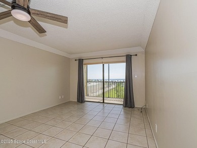 Unlock the potential of this charming coastal fixer with ocean - photo 31