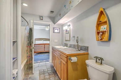 Nestled in a peaceful cul-de-sac within the gated Coosaw Creek - photo 34