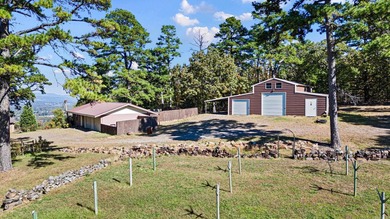 Hidden behind an iron gate, this 93+/- acre luxury estate offers - photo 35