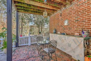 Nestled in a peaceful cul-de-sac within the gated Coosaw Creek - photo 42