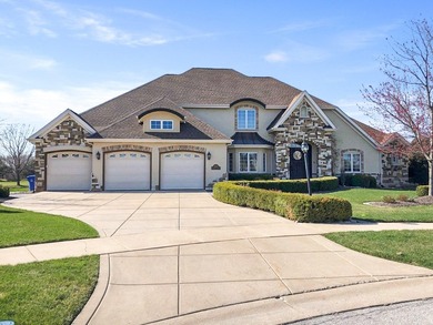 Welcome to a home where modern luxury, timeless design, and - photo 1