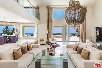 Private Malibu Ocean-View Estate on approx. 5 acres spanning 13 - photo 11