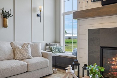 Exceptional 2022 custom home by Jeff Horwath on 2+ private acres - photo 11