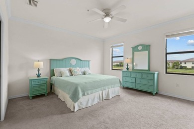 Don't Miss The 3D Tour! This move-in-ready, fully furnished - photo 12