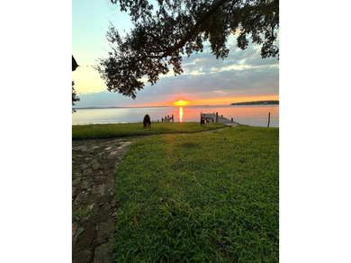 Sellers are a motivated military family. Discover an exceptional - photo 25