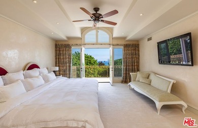 Private Malibu Ocean-View Estate on approx. 5 acres spanning 13 - photo 26
