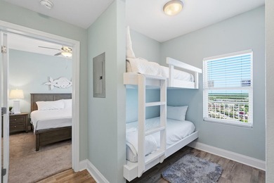 Welcome to Laketown Wharf 1510 -- your elevated escape in the - photo 26