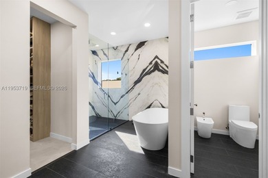 A recently completed modern residence offering refined scale - photo 26