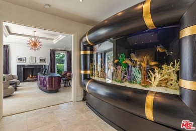 Private Malibu Ocean-View Estate on approx. 5 acres spanning 13 - photo 29