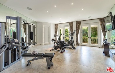 Private Malibu Ocean-View Estate on approx. 5 acres spanning 13 - photo 31