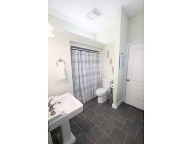 Sellers are a motivated military family. Discover an exceptional - photo 32