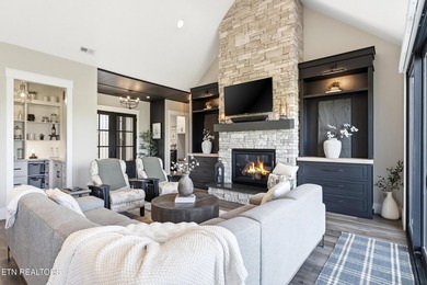 Welcome to 455 Old Barn Lane, a stunning Modern Farmhouse - photo 6