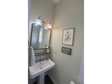 Sellers are a motivated military family. Discover an exceptional - photo 38