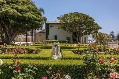 Private Malibu Ocean-View Estate on approx. 5 acres spanning 13 - photo 39