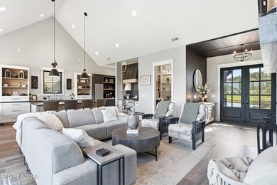 Welcome to 455 Old Barn Lane, a stunning Modern Farmhouse - photo 9