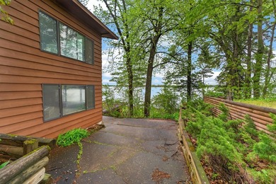 Discover a truly unique lakefront retreat filled with character - photo 42