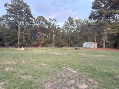 This beautiful home would be perfect for your forever home - photo 4