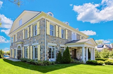 VILLANOVA HEIGHTS Stately & Spacious 8-Bd. Georgian-Style - photo 3